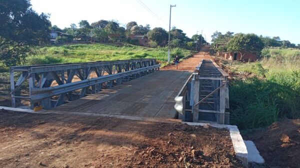 Intendenta no fue invitada en la inauguración del puente en kokue Pyahu