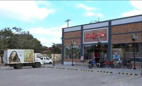 Diario HOY | Asaltan Biggie inaugurado hace una semana