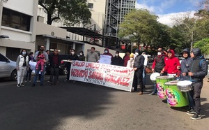 Diario HOY | Protestaron para exigir a Salud decreto de nombramiento de 900 trabajadores