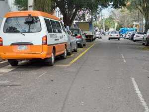 Reorganizan estacionamientos y espacios reservados en el microcentro