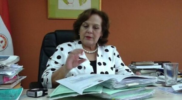 Diario HOY | Fijan audiencia preliminar para presuntos testaferros de "Cabeza Branca"