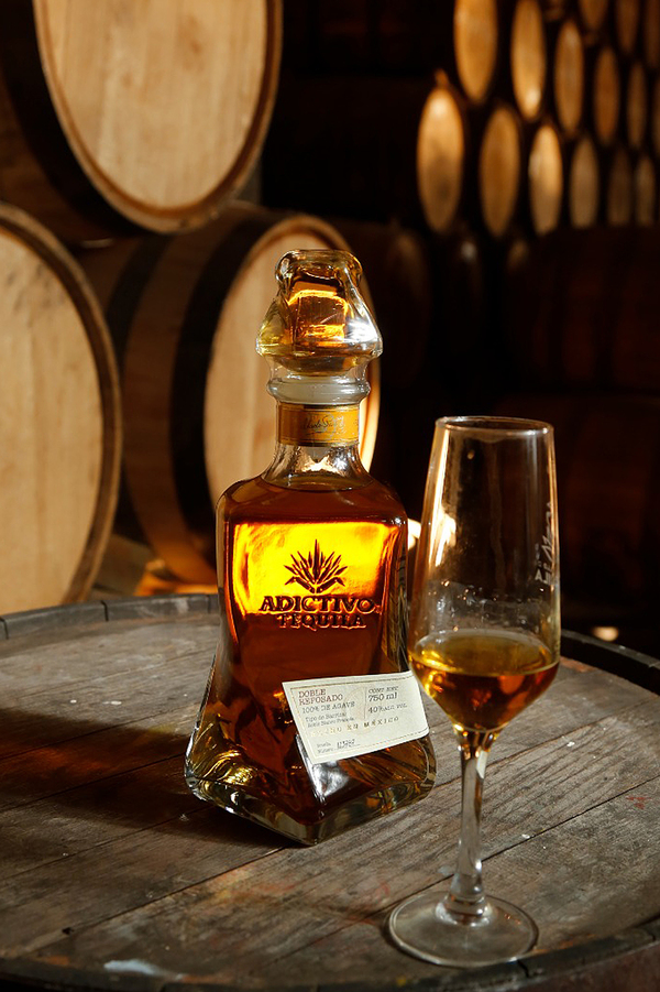 Empresarios mexicanos acuerdan con Canadá elevar exportaciones de tequila - MarketData