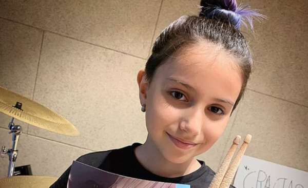 Diario HOY | Emma Sofía acapara la atención de estrellas internacionales de la música
