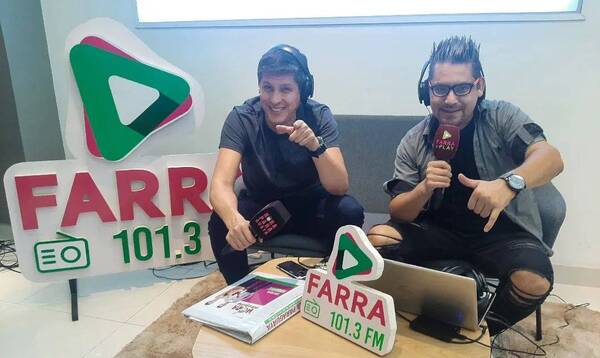 Crónica / "Hora paraguaya" de Radio Farra le dio la oportunidad de trabajar con su hermano