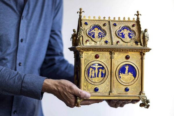 Un detective holandés de arte dice haber recuperado la reliquia de la sangre de Cristo - Mundo - ABC Color