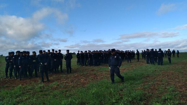 Lideres de invasión desaparecen de las tierras de Kazumi al llegar la Policía - Nacionales - ABC Color