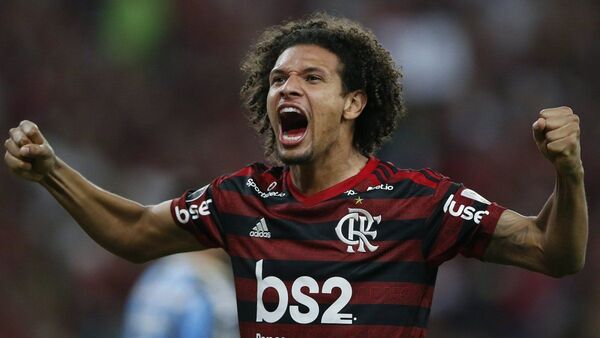 Flamengo transfiere a Willian Arao al Fenerbahçe