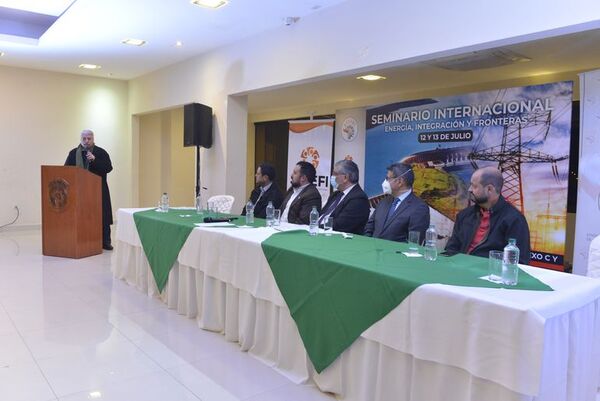 Renegociación Anexo C: deben primar intereses de los dos pueblos, afirman en seminario - ABC en el Este - ABC Color
