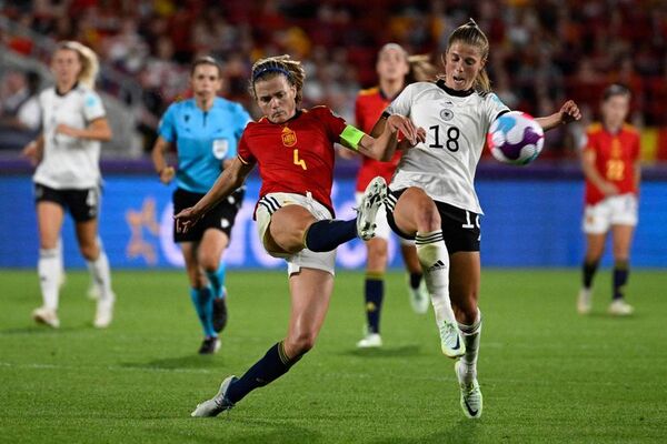 Alemania avanza y le complica a España en la Eurocopa Femenina - Fútbol - ABC Color