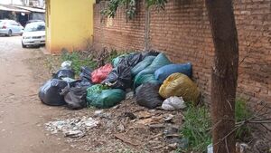 Ciudadanos exponen pésimo estado de calles y falta de limpieza