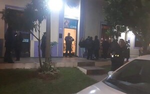 Dos hermanas habrían asesinado a su madre a golpes - Noticiero Paraguay