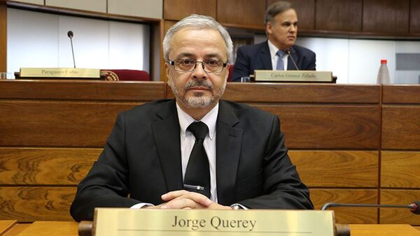 Dinero del narcotráfico también llega en aviones, según Querey - El Independiente