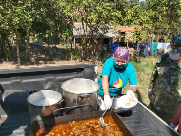 Ejecutivo promulga ley de comedores y centros comunitarios | 1000 Noticias