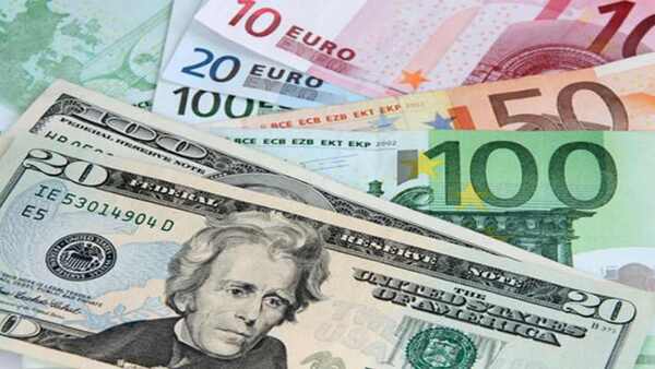 Histórico: El euro cae por debajo del dólar - La Clave