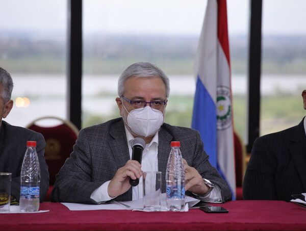 Todo el esquema usurario de los González Daher se hacía en los bancos, dice senador · Radio Monumental 1080 AM