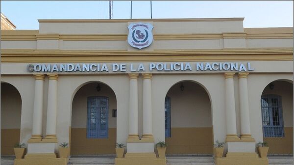 Policía sumarió a funcionaria detenida por matar a su madre