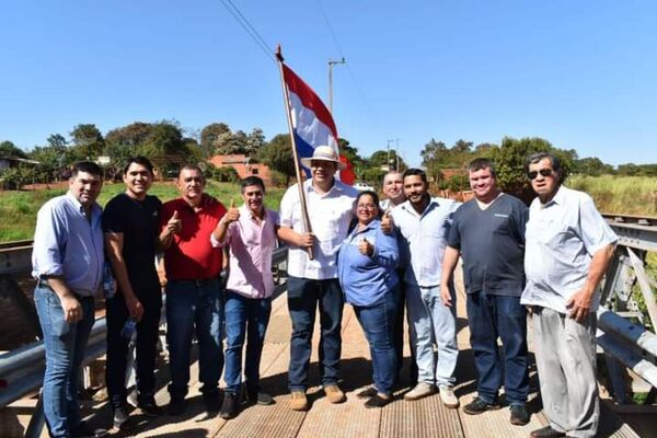 “Municipalidad no tiene nada que ver” con construcción de puente en Kokue Pyahu, dijo diputado - Radio Imperio