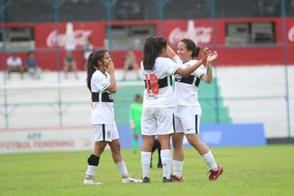 Fútbol Femenino: Olimpia quedó solo en la cima - Fútbol - ABC Color