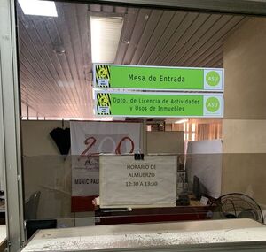 Ventanillas vacías pese a casi 9.000 funcionarios en comuna de Asunción - Nacionales - ABC Color