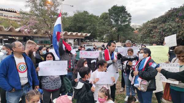 Nieta de Ramón Samudio pidió al presidente de IPS que renuncie al cargo - Megacadena — Últimas Noticias de Paraguay