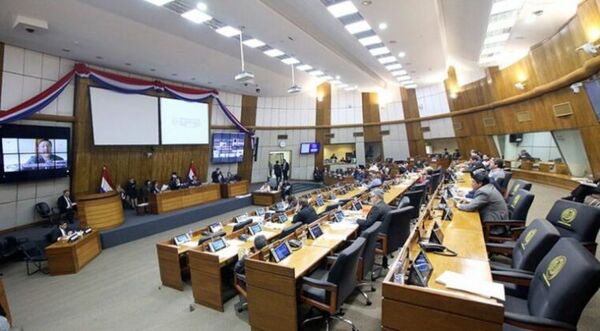 Pensión para adultos mayores: aprueban inclusión directa a los 80 años