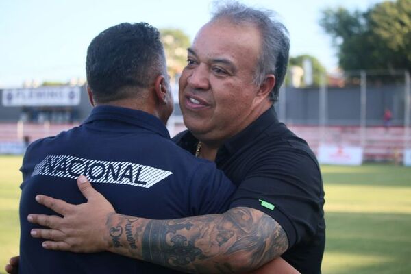 Las movidas en el plantel del 12 de Octubre - Fútbol - ABC Color