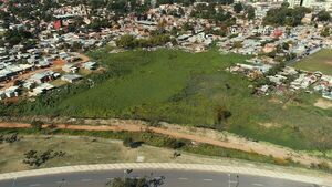 Concejal acusa a Municipalidad de “improvisar” plan de viviendas sociales en Costanera - Nacionales - ABC Color