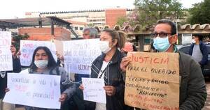 La Nación / Renunció jefe de Traumatología del IPS por amputación de pierna equivocada
