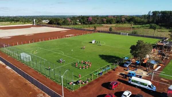 EN GRANDES CONDICIONES CAMPO DEPORTIVO DE PATRIOTAS