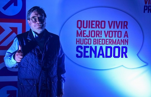 Hugo Biedermann lanzó candidatura al Senado por Patria Querida