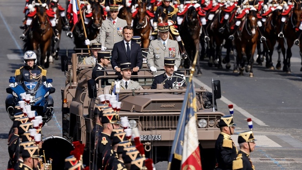 París celebró la fiesta nacional francesa en plena guerra en Ucrania - .::Agencia IP::.