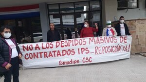 Diario HOY | Protestan contra despidos masivos en IPS y exigen reposición de desvinculados