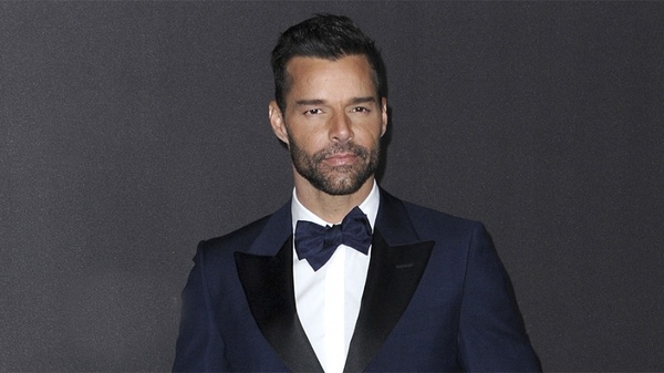 Justicia citó a Ricky Martin, tras denuncia por relación incestuosa con su sobrino