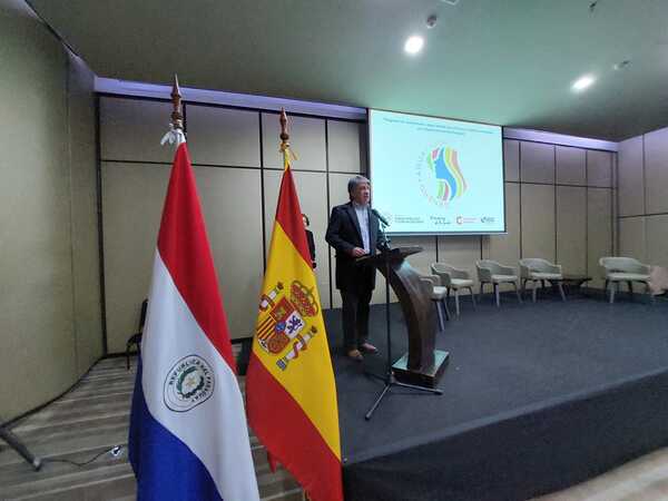 Reconocen el gran trabajo realizado por mujeres de pueblos originarios durante la conferencia desarrolla por la MOPC