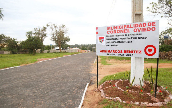 Inauguran 224 metros lineales de empedrado en el barrio Maristas de Coronel Oviedo – Prensa 5