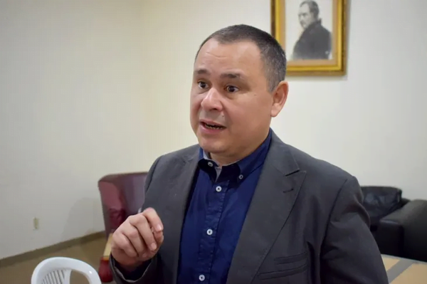 Denuncian a interventor de la Gobernación del Guairá por usurpación de funciones públicas - Noticiero Paraguay