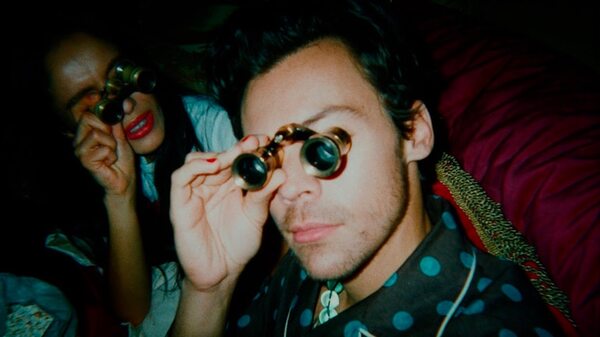 Harry Styles presentó el video oficial de “Late night talking” - Música - ABC Color