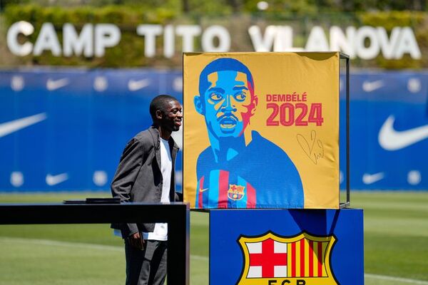 Ousmane Dembélé renovó con el Barcelona hasta junio de 2024 - Fútbol Internacional - ABC Color