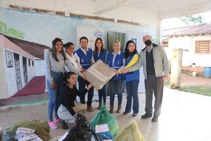 La colecta solidaria “Armario Sostenible” recaudó más de 220 kg de abrigos