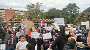 Familia de Don Samudio vuelve a repudiar negligencia del IPS: “No bastan las renuncias”