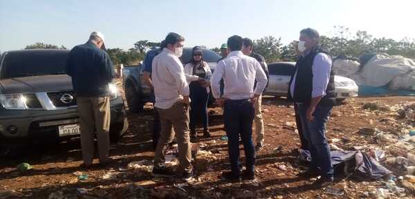 Comitiva visita vertedero de basuras | Radio Regional 660 AM