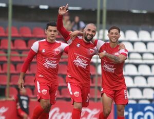 Diario HOY | Teto Cristaldo, medallista olímpico, se despide del fútbol con victoria