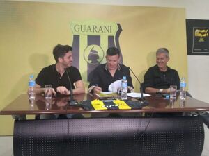 “Buscar grandes alegrías para la institución”: Néstor Camacho y su vuelta a Guaraní - Guaraní - ABC Color