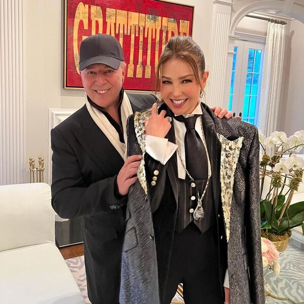 Thalía felicitó a su esposo por sus 73 años con una simpática imagen - Gente - ABC Color