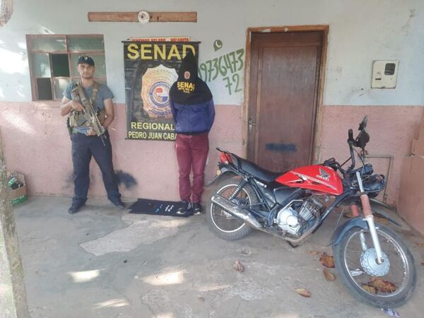 Hombre fue detenido con 20 dosis de cocaína