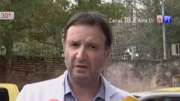 Residentes estaban bajo tutoría de médicos de guardia, dice ex jefe de Traumatología