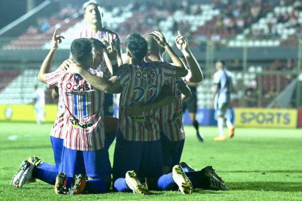 Crónica / El “Rayadito” también se anotó para jugar la 3º ronda