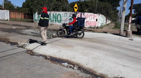 San Lorenzo: frentistas y comerciantes reclaman obras mal hechas - Nacionales - ABC Color