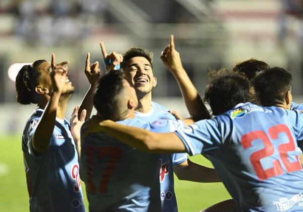 Resistencia vs. Sol de América: debut triunfal de “Resi” - Fútbol - ABC Color