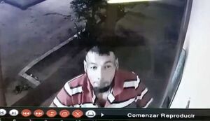 Ladrón torpe fue pillado en cámaras del circuito cerrado que robó de un colegio - Policiales - ABC Color
